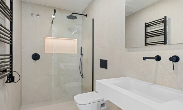 Neue Gebäude - Hochbungalow -
Pilar de la Horadada