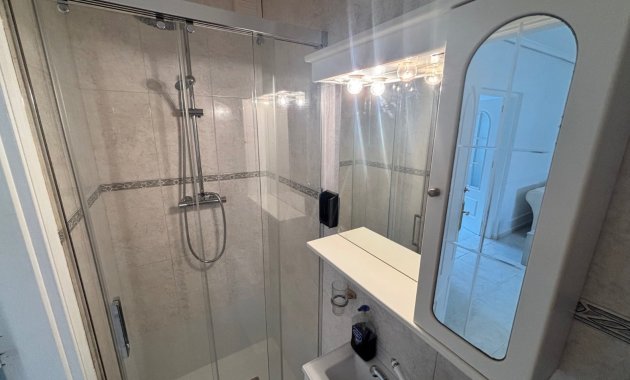 Reventa - Casa adosada -
Benijofar - Monte Azul