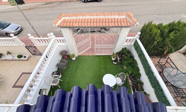 Reventa - Casa adosada -
Benijofar - Monte Azul