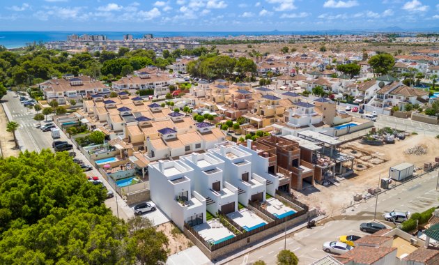 Obra nueva - Independiente / Villa -
Pilar de la Horadada