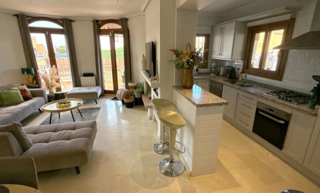 Herverkoop - Vrijstaande woning / Villa -
Algorfa