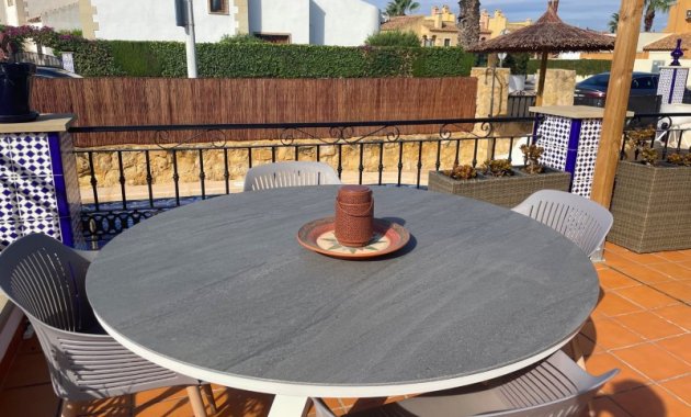 Herverkoop - Vrijstaande woning / Villa -
Algorfa