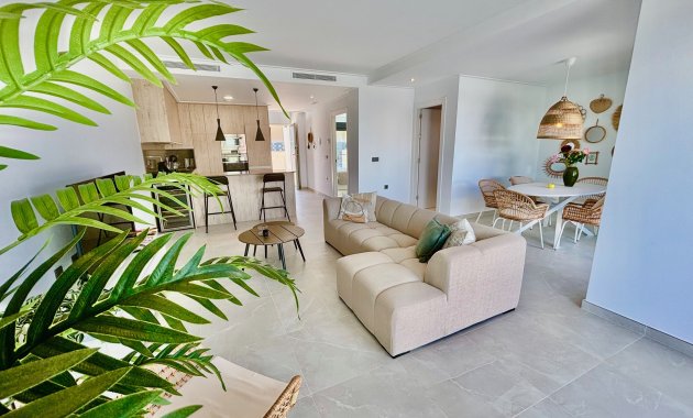 Neue Gebäude - Freistehend / Villa -
Benijofar