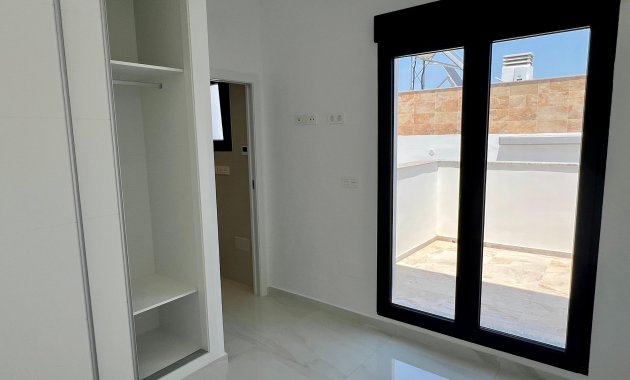 Obra nueva - Independiente / Villa -
Polop