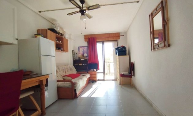 Reventa - Apartamento -
Torrevieja - El Chaparral