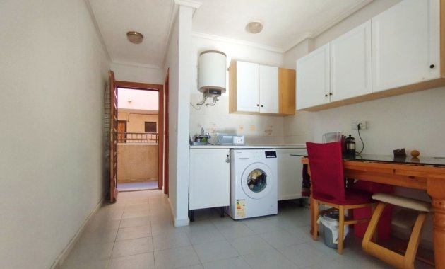 Reventa - Apartamento -
Torrevieja - El Chaparral