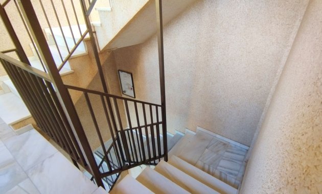 Reventa - Apartamento -
Torrevieja - El Chaparral