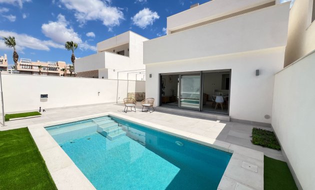 Nieuwbouw Woningen - Rijwoning -
Orihuela Costa