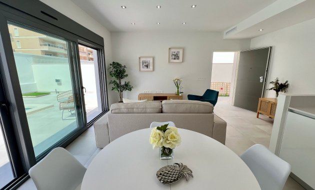 Nieuwbouw Woningen - Rijwoning -
Orihuela Costa