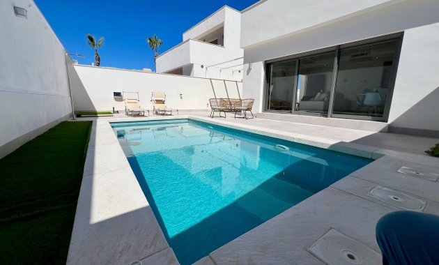 Nieuwbouw Woningen - Rijwoning -
Orihuela Costa