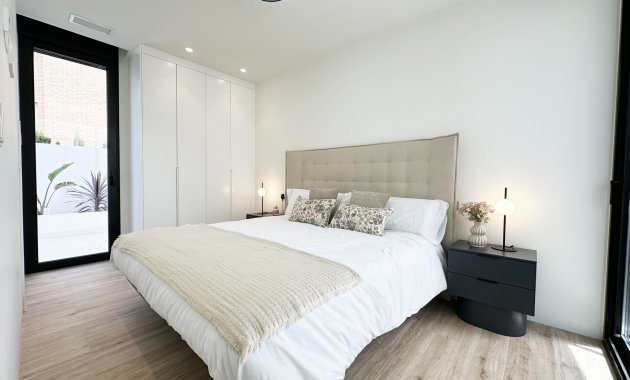 Obra nueva - Independiente / Villa -
Torre de la Horadada