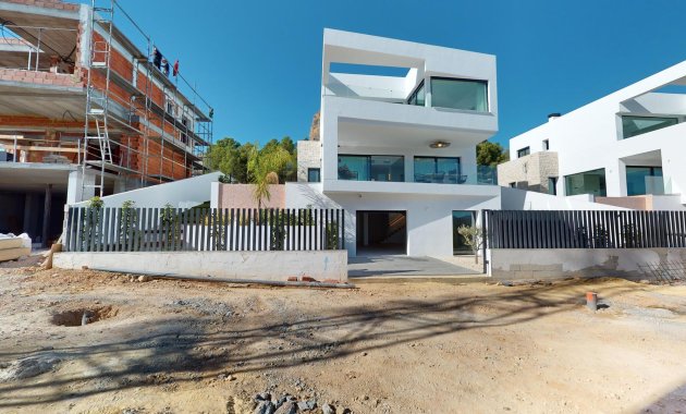 Neue Gebäude - Freistehend / Villa -
Polop