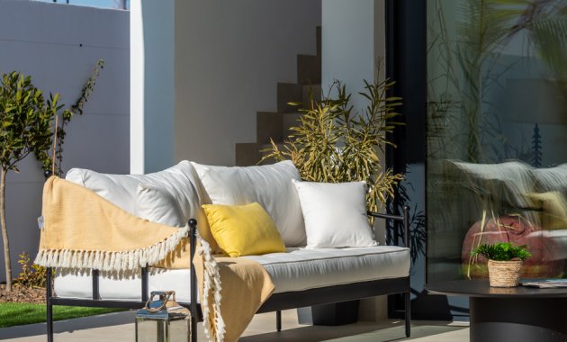 Obra nueva - Independiente / Villa -
Islas Menores