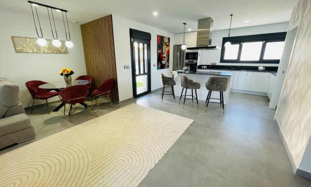 Obra nueva - Independiente / Villa -
Torrevieja