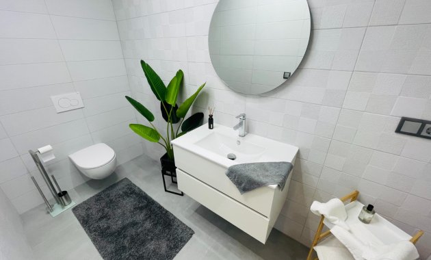 Obra nueva - Independiente / Villa -
Torrevieja