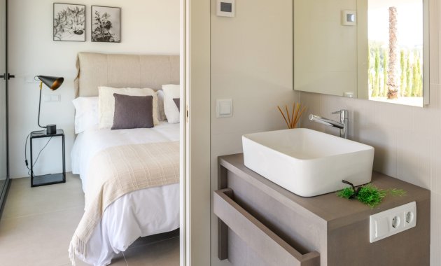 Obra nueva - Independiente / Villa -
Orihuela - Las Colinas Golf