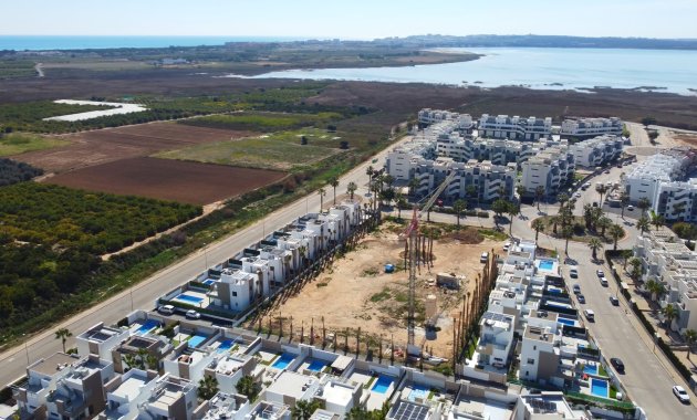 Obra nueva - Casa adosada -
Guardamar del Segura - El Raso