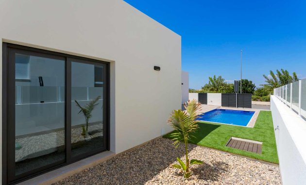 Obra nueva - Independiente / Villa -
Daya Nueva