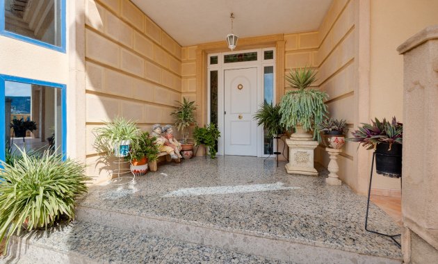 Reventa - Independiente / Villa -
Orihuela Costa - Orihuela