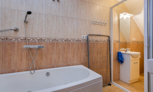 Reventa - Casa adosada -
Torrevieja - La Siesta