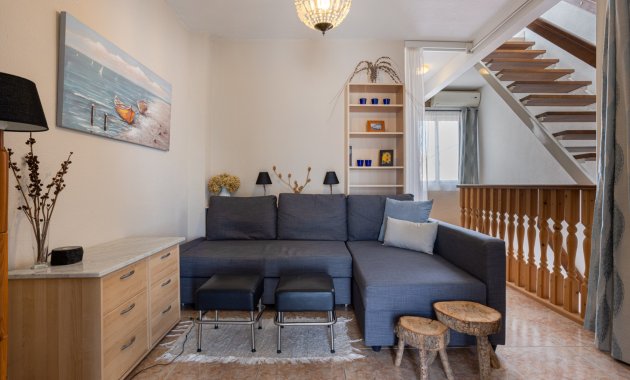 Reventa - Casa adosada -
Torrevieja - La Siesta