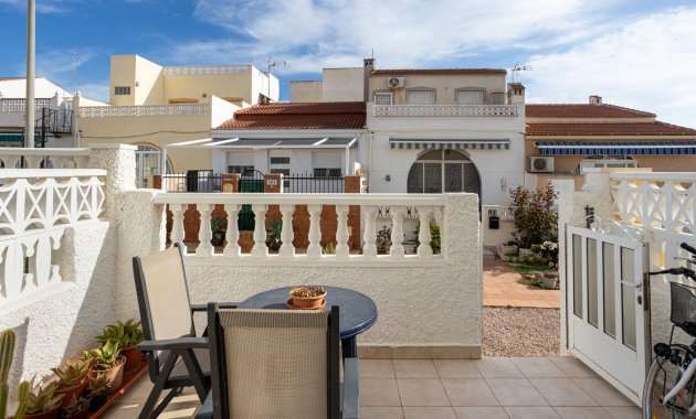 Reventa - Casa adosada -
Torrevieja - La Siesta