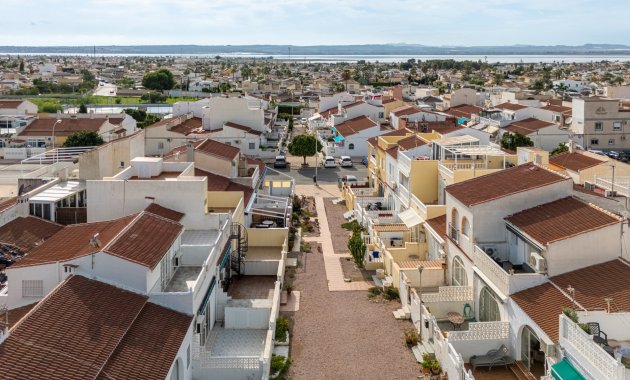 Reventa - Casa adosada -
Torrevieja - La Siesta