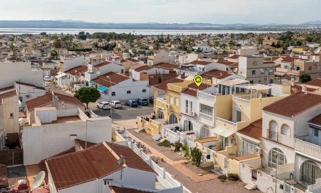 Reventa - Casa adosada -
Torrevieja - La Siesta