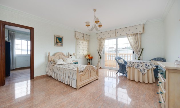 Revente - Détaché / Villa -
Orihuela Costa - Orihuela