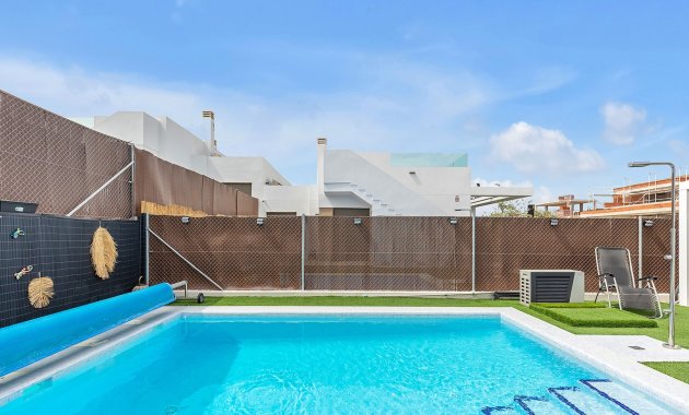 Revente - Jumelée -
Orihuela Costa - Vistabella Golf