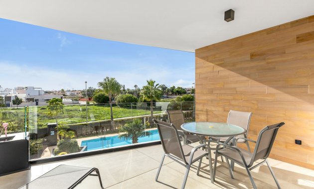 Revente - Appartement -
Orihuela Costa - Cabo roig - La Zenia