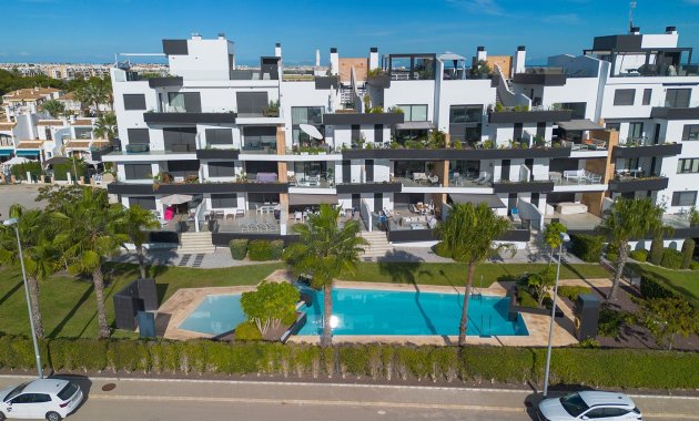 Revente - Appartement -
Orihuela Costa - Cabo roig - La Zenia