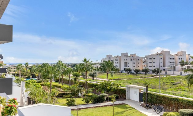 Revente - Appartement -
Orihuela Costa - Cabo roig - La Zenia