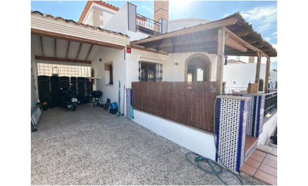 Herverkoop - Vrijstaande woning / Villa -
Algorfa