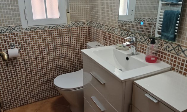 Resale - Detached House / Villa -
Los Montesinos - La Herrada