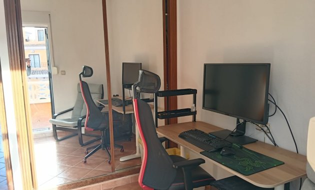 Resale - Detached House / Villa -
Los Montesinos - La Herrada