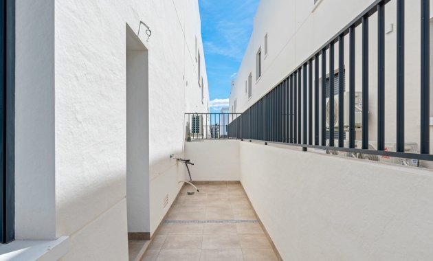 Resale - Apartment -
San Miguel de Salinas - Costa Blanca South
