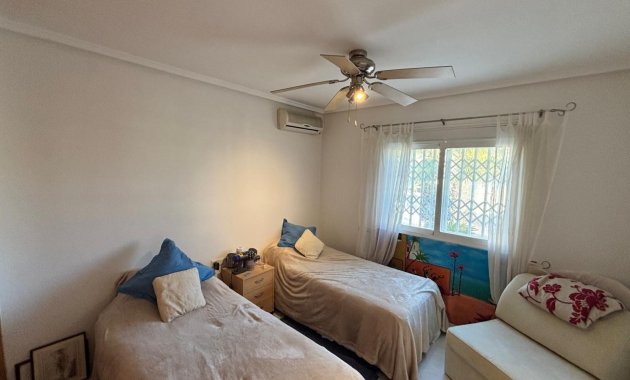 Resale - Detached House / Villa -
Ciudad Quesada - Rojales - La Fiesta