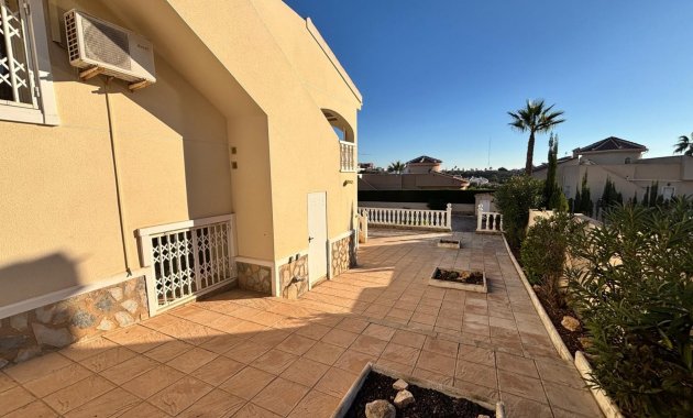 Resale - Detached House / Villa -
Ciudad Quesada - Rojales - La Fiesta