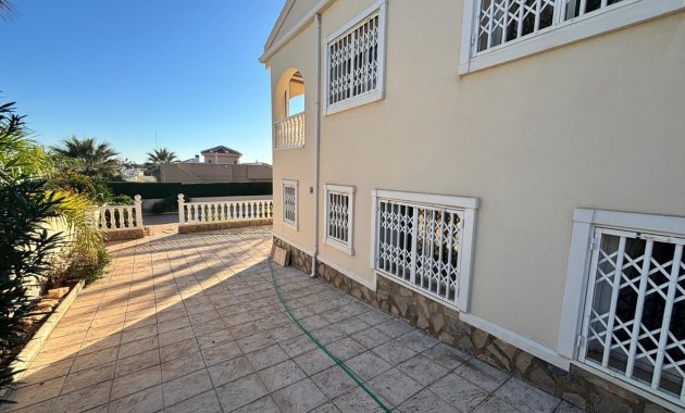 Resale - Detached House / Villa -
Ciudad Quesada - Rojales - La Fiesta