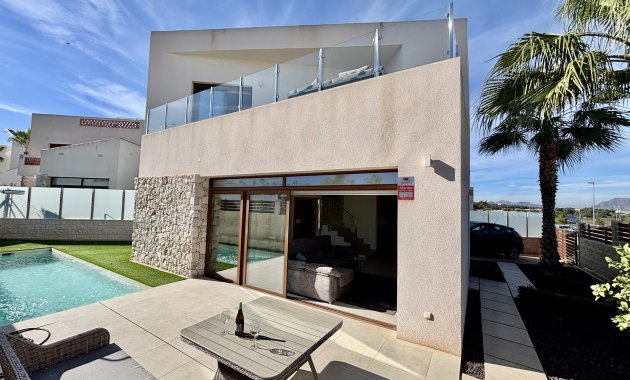 Nieuwbouw Woningen - Vrijstaande woning / Villa -
Benijofar