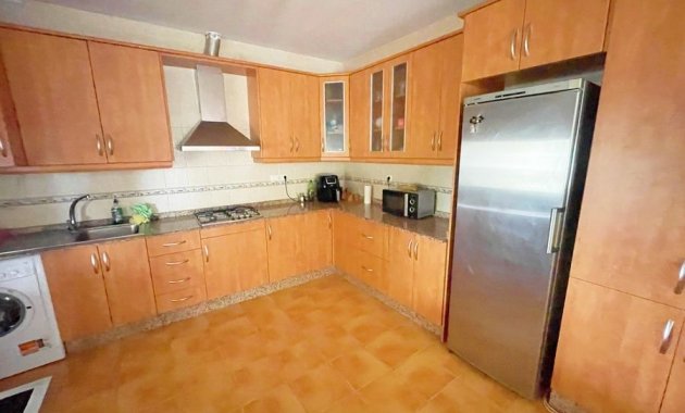 Herverkoop - Finca   -
Daya Vieja