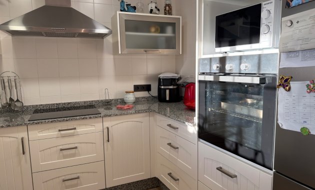 Herverkoop - Geschakelde Villa -
Dolores