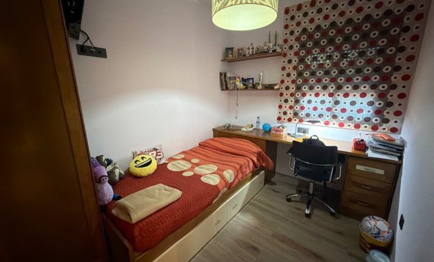 Herverkoop - Geschakelde Villa -
Dolores