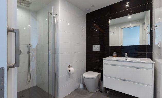 Reventa - Bungalow - Planta Baja -
Torrevieja - Aguas Nuevas