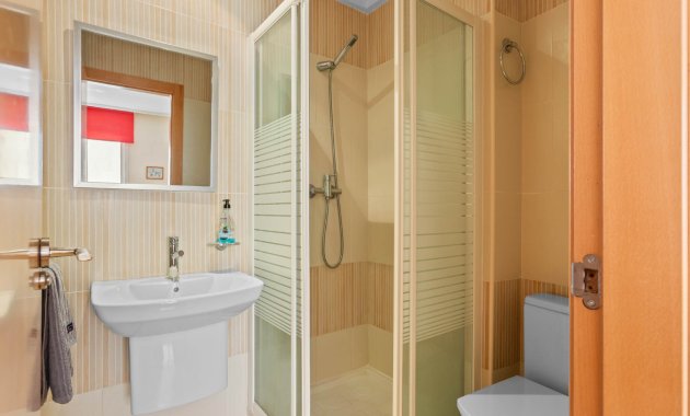 Reventa - Apartamento -
Torrevieja - El Molino