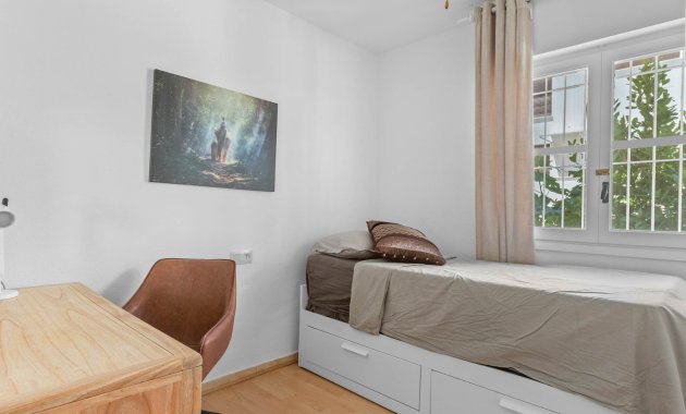 Reventa - Bungalow - Planta Baja -
Torrevieja - Lago Jardin