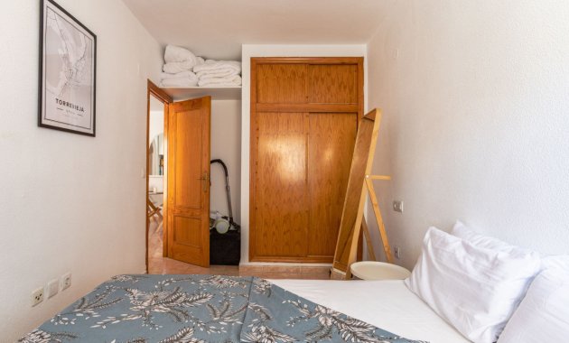 Reventa - Apartamento -
Torrevieja