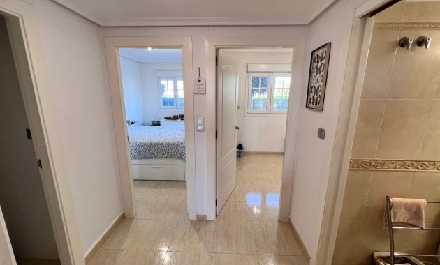 Herverkoop - Appartement -
Guardamar del Segura - El Raso