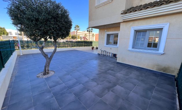 Herverkoop - Appartement -
Guardamar del Segura - El Raso